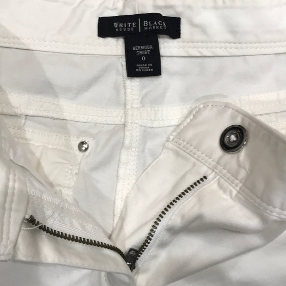 WHBM Bermuda Shorts - Picture 2 of 3